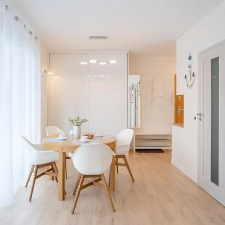 Apartament Stacja Wladek Nowoczesny Apartament Blisko Plazy Idealny Na Rodzinne Wakacje Władysławowo Exterior foto