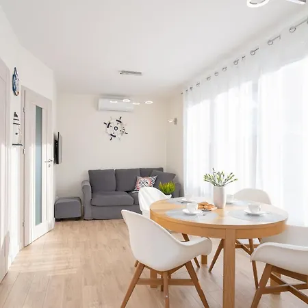 Apartament Stacja Wladek Nowoczesny Apartament Blisko Plazy Idealny Na Rodzinne Wakacje Władysławowo Exterior foto